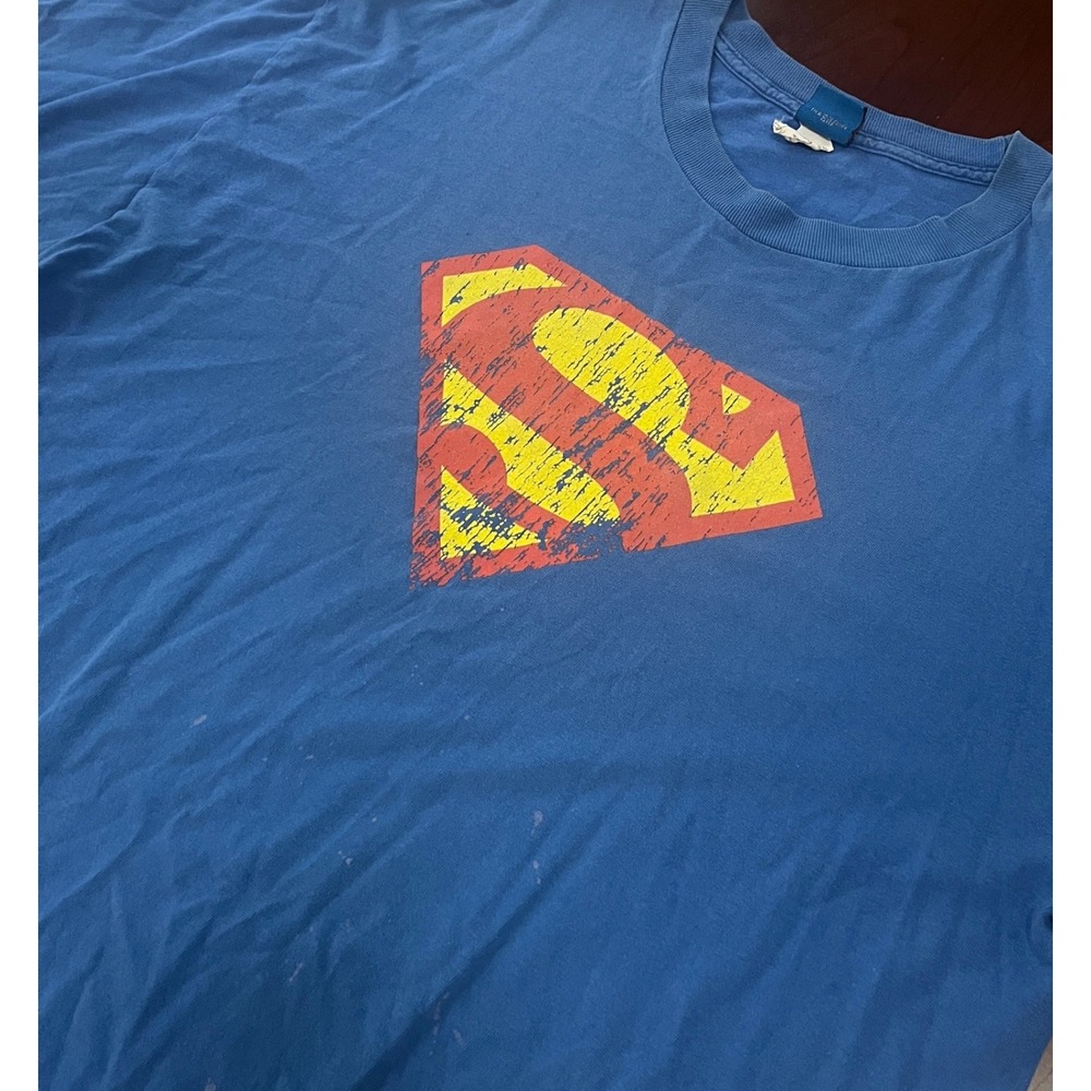 VTG‎ Superman Graphic T Shirt Men XL Blue Distressed Shield Logo DC Comics Tee